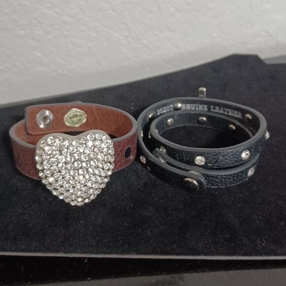 Set of Two Genuine Leather Bracelets - Picture 1 of 3